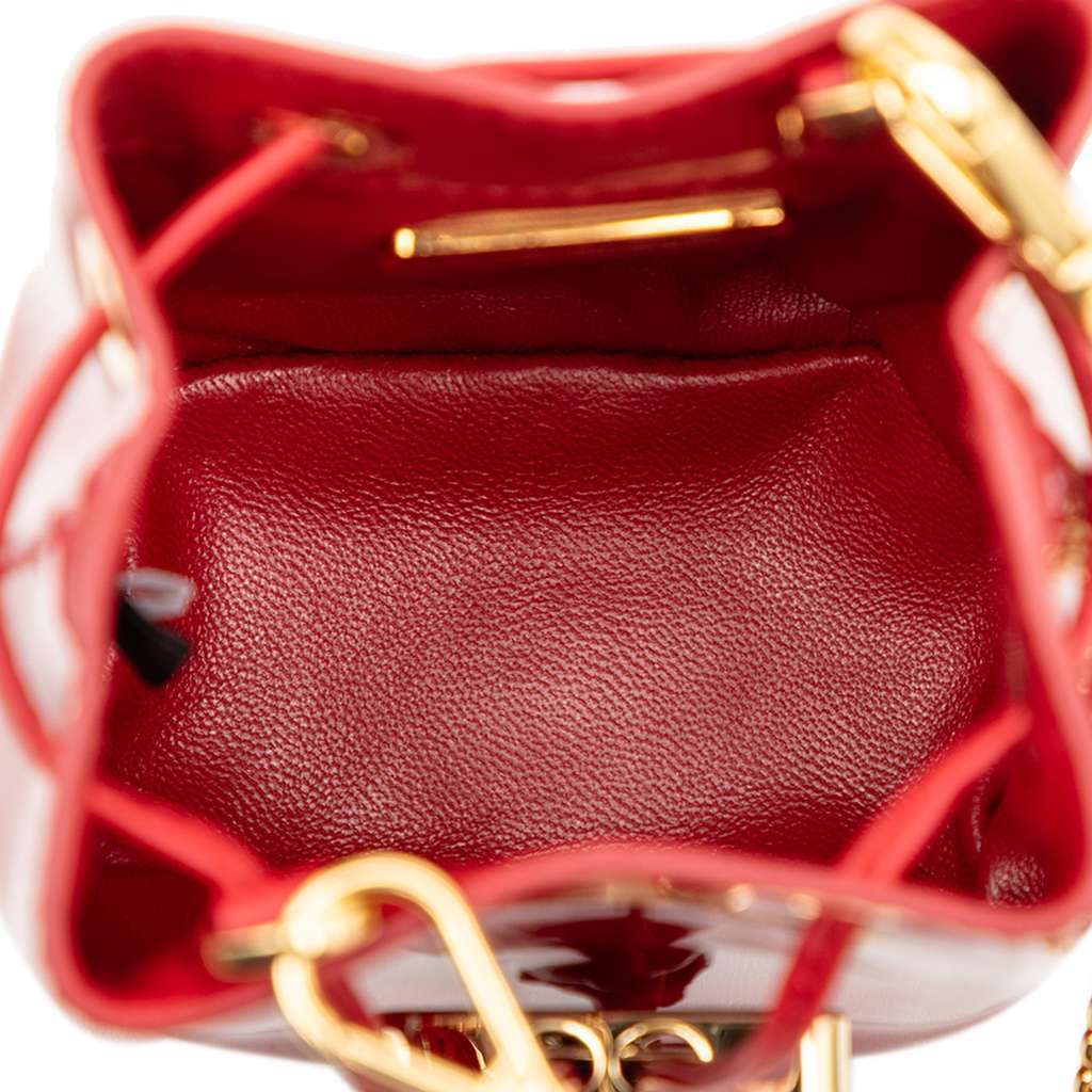 Prada Mini Patent Drawstring Pouch Red Leather Very good condition - Model View