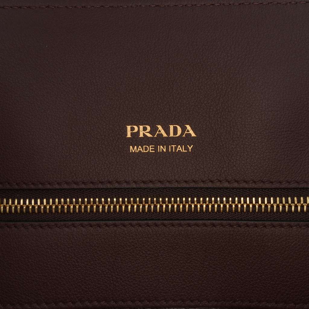 Prada Large Leather Tote Brown Leather Good condition - Box View