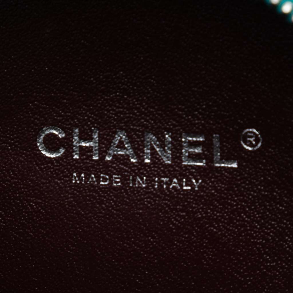 Chanel Quilted Metallic Caviar Rainbow Hardware Oval Camera Bag Blue Leather Very good - Box View