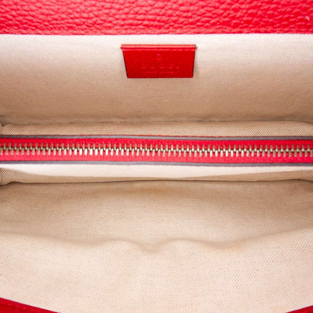 Gucci Small Leather Dionysus Shoulder Bag Red Leather Very good - Model View