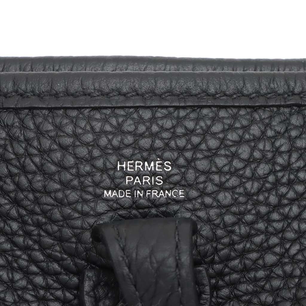 Hermès Clemence Evelyne TPM 16 Black Leather Good condition - Model View