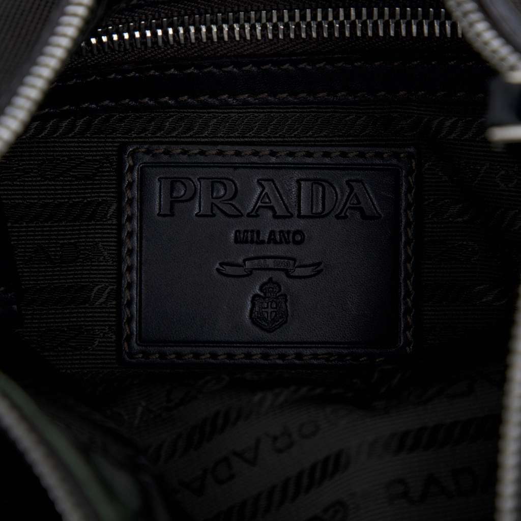 Prada Canvas Canapa Logo Crossbody Brown Canvas Good condition - Model View