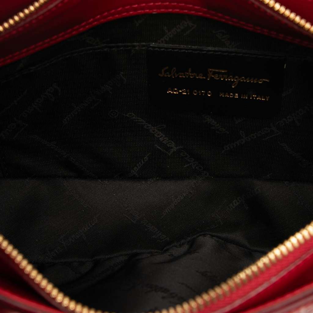 Salvatore Ferragamo Gancini Embossed Leather Shoulder Bag Red Leather Very good condition - Model View