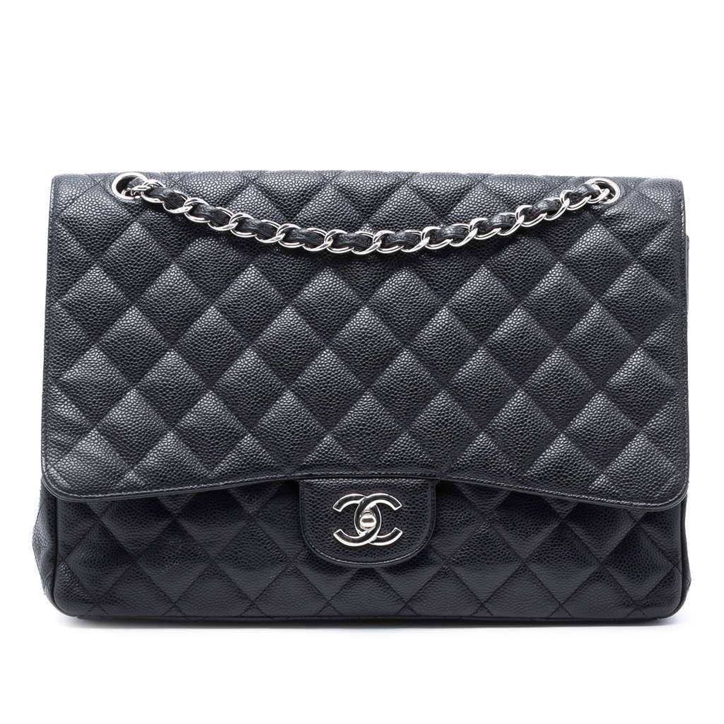 Chanel Maxi Classic Caviar Single Flap Black Leather Good condition - Front View