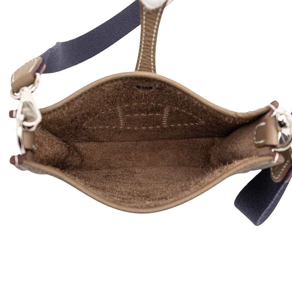 Hermès Clemence Evelyne TPM Brown Leather Good condition - Model View