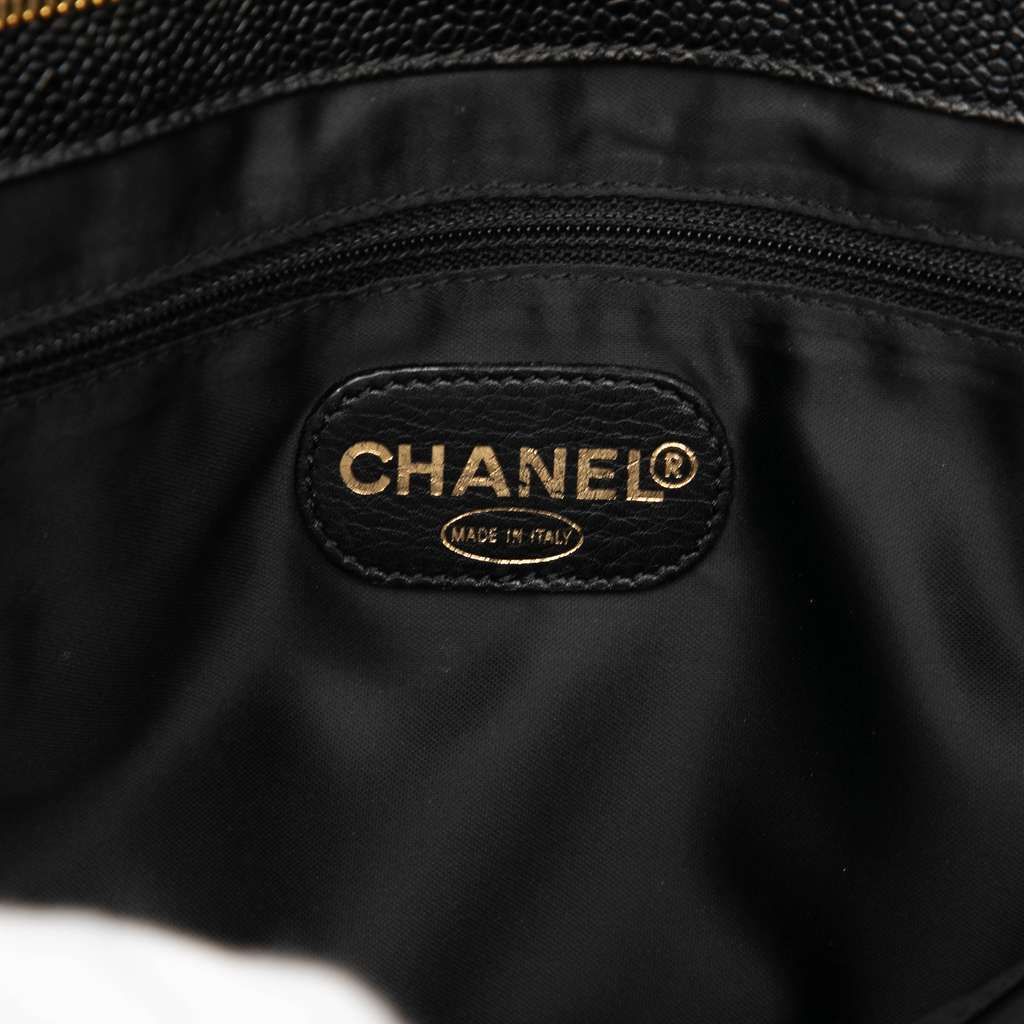 Chanel Caviar LAX Logo Tote Black Leather Good condition - Box View