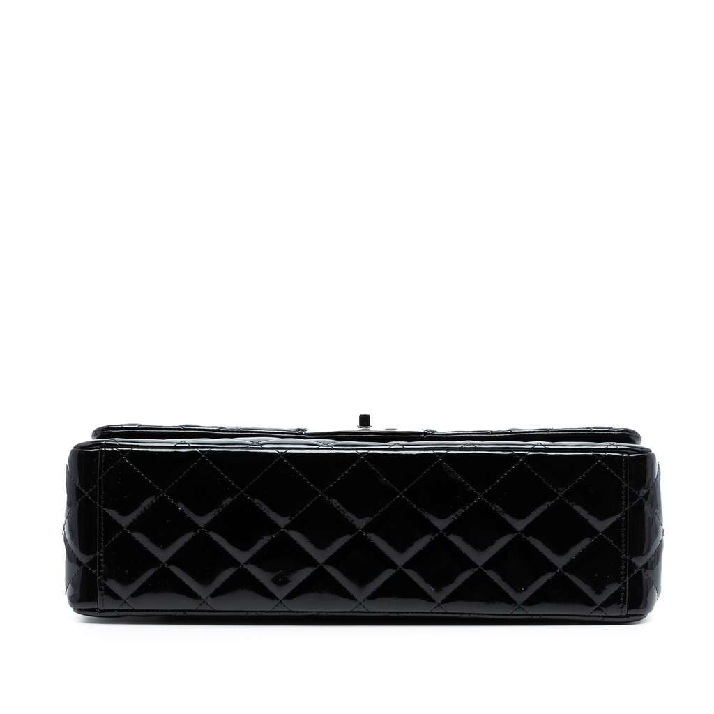 Chanel Maxi Classic Patent Double Flap Blue Leather Very good condition - Inside View