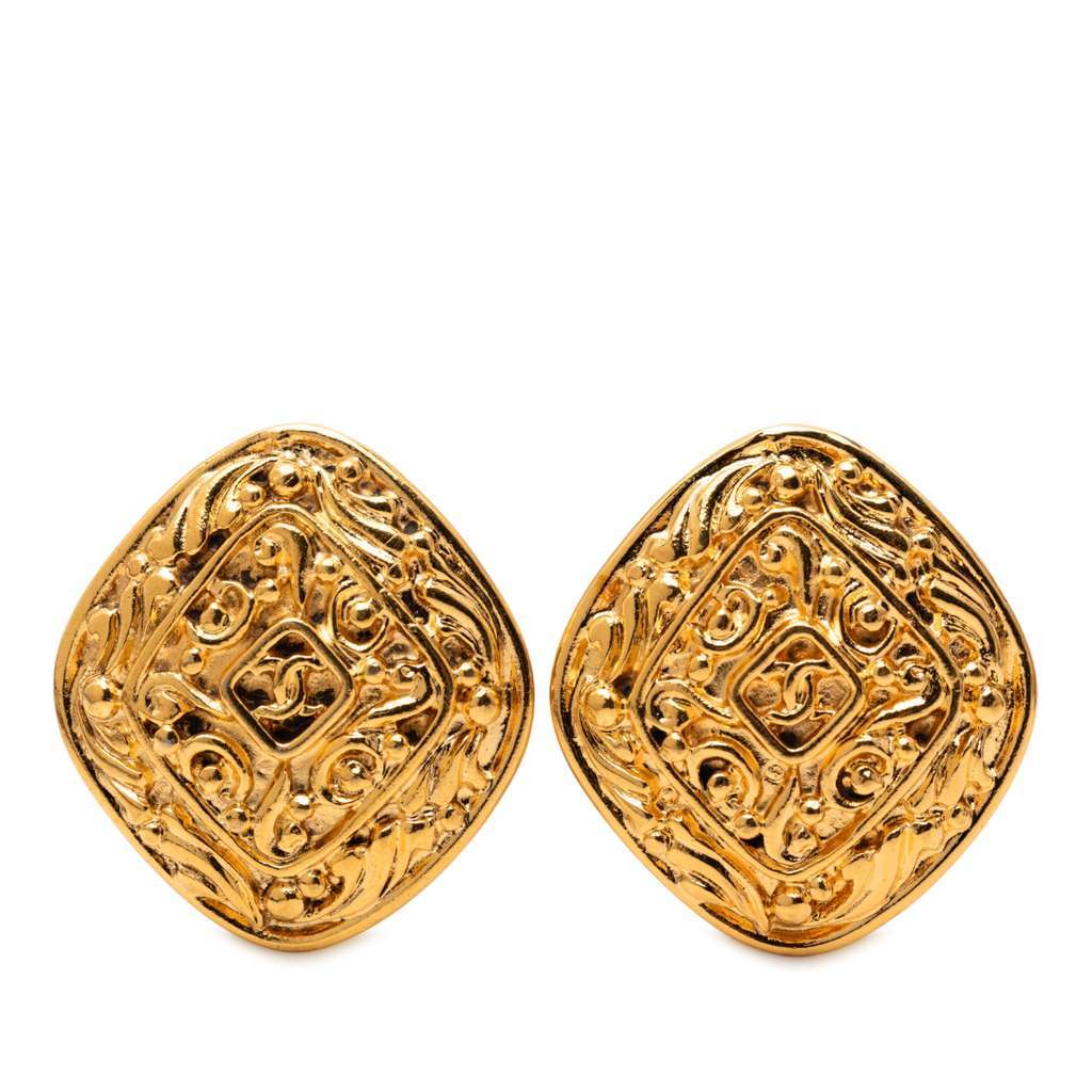 Chanel Gold Plated CC Clip On Earrings Gold Metal Very good - Front View