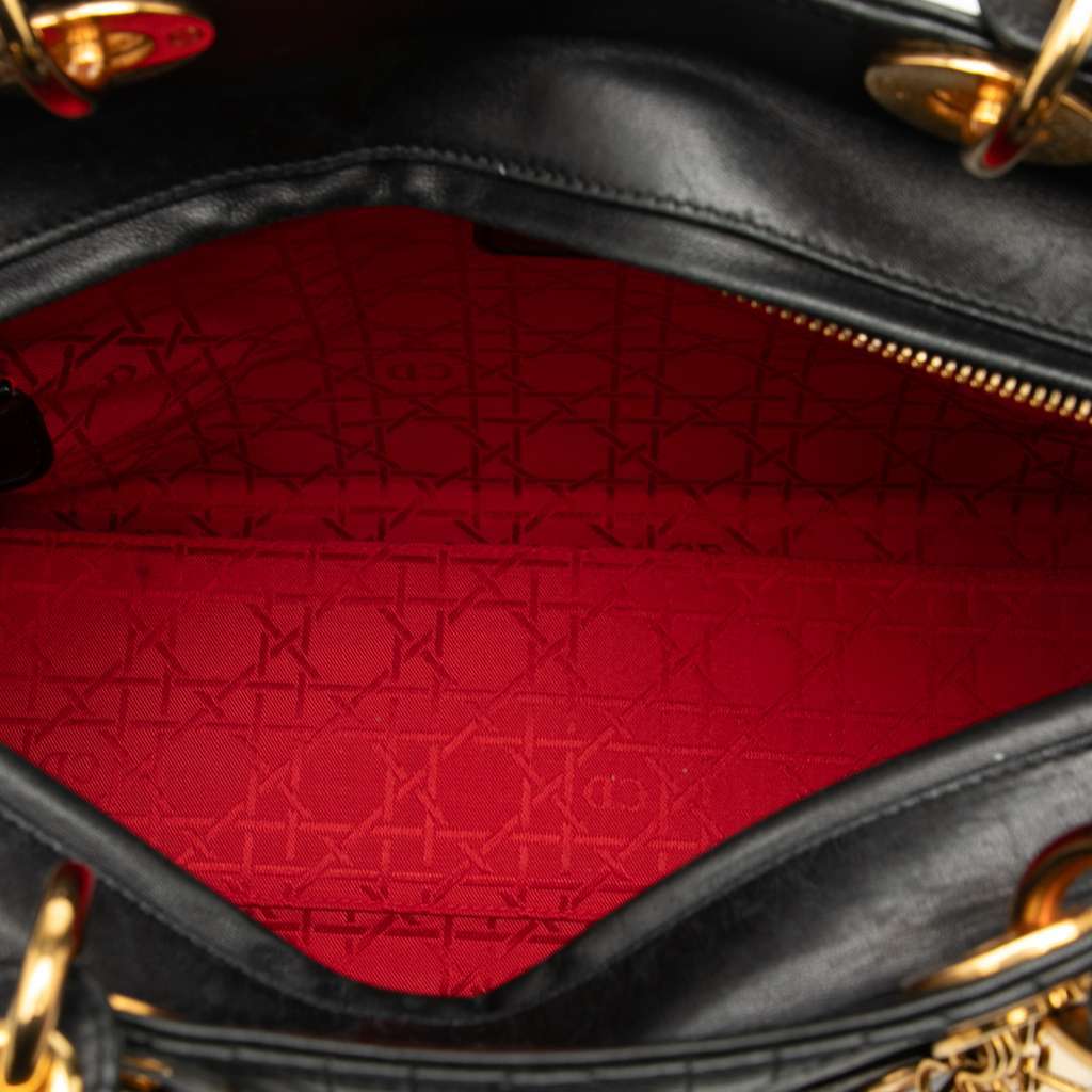 Dior Large Lambskin Cannage Lady Dior Black Leather Very good - Model View