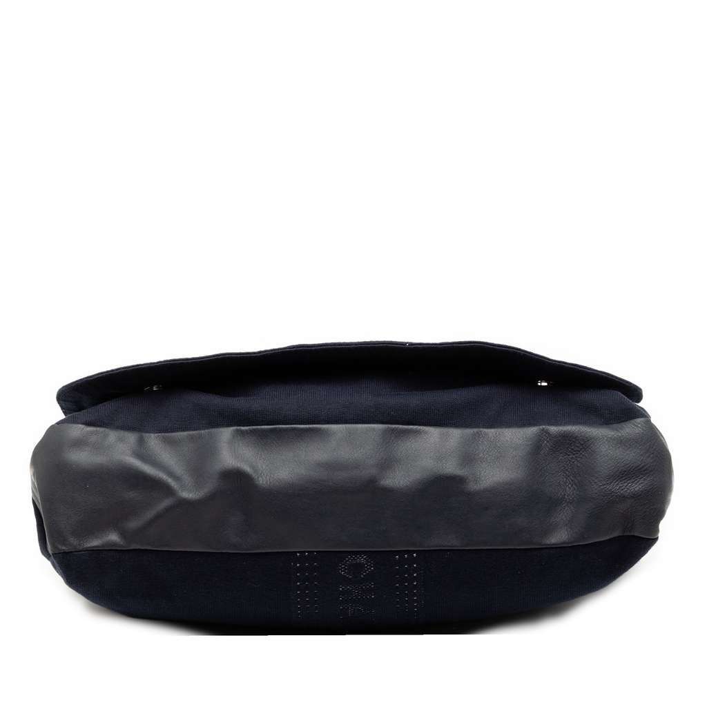 Chanel Canvas Sports Line Logo Messenger Bag Blue Canvas Good condition - Inside View