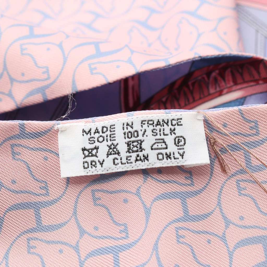 Hermès Maxi Cavalcadour a Cheval Silk Twilly Scarf Purple Silk Very good condition - Back View