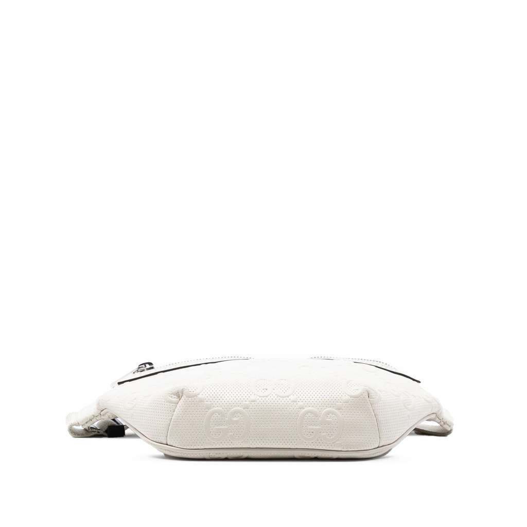Gucci GG Embossed Perforated Leather Belt Bag White Leather Very good condition - Inside View