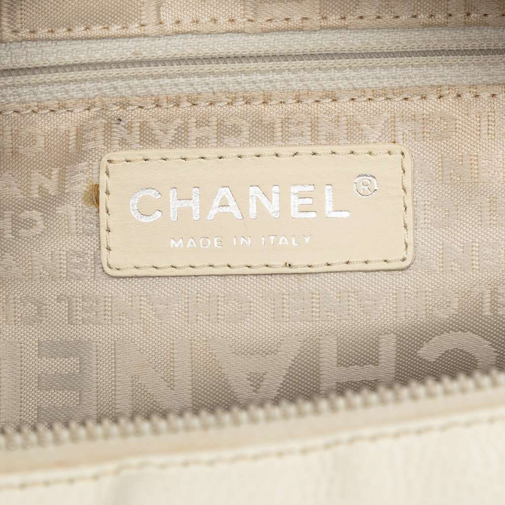 Chanel CC Perforated Caviar Bowler Bag White Leather Good - Box View