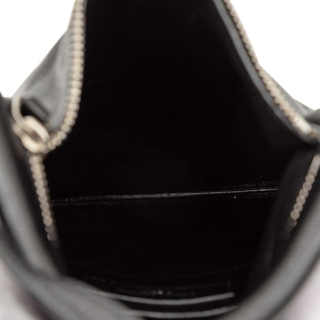 Saint Laurent Antiqued Lambskin Sid Flat Crossbody Black Leather Good condition - Model View