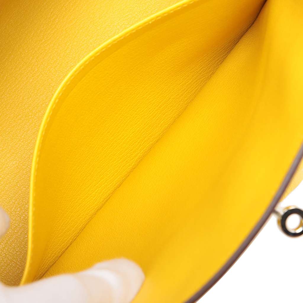 Hermès Clemence Birkin Retourne 30 Yellow Leather Good condition - Model View