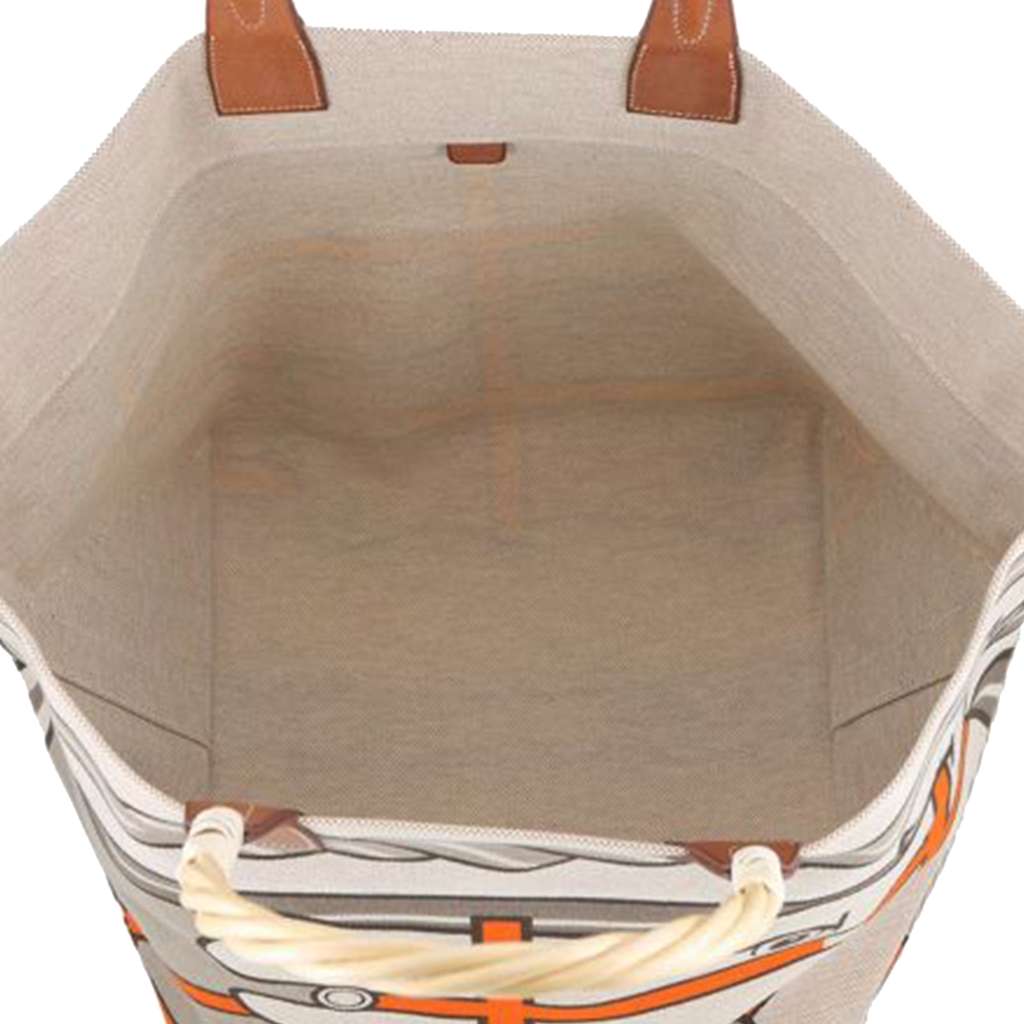 Hermès Toile H Plume Quadrige au Fil Steeple 31 Brown Canvas Good condition - Model View