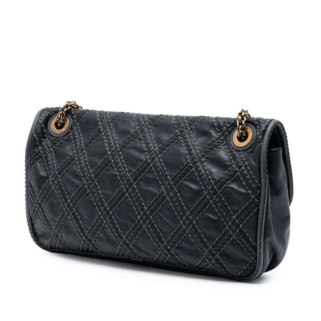 Chanel Paris Bombay Medium CC Calfskin Triptych Flap Grey Leather Very good condition - Back View