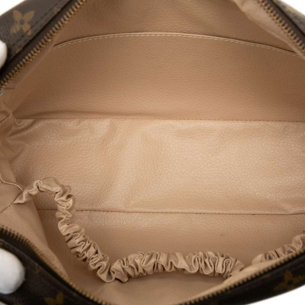 Louis Vuitton Monogram Trousse Toilette 28 Brown Very good condition - Model View