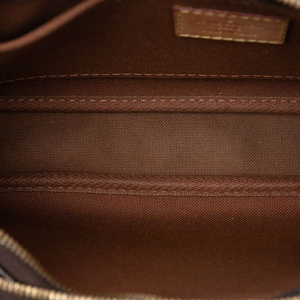 Louis Vuitton Monogram Multi Pochette Accessoires Brown Good condition - Model View