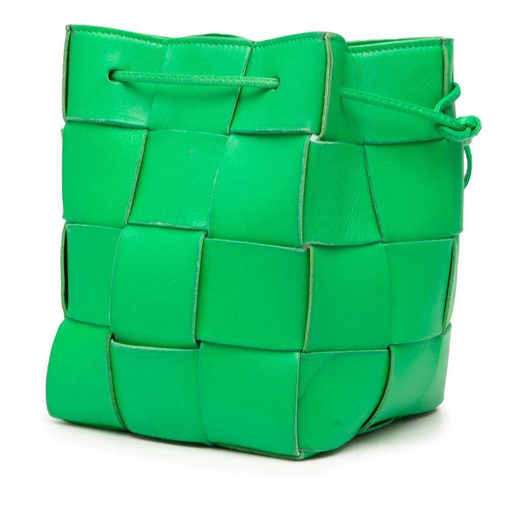Bottega Veneta Small Nappa Maxi Intrecciato Cassette Bucket Bag Green Leather Very good - Back View