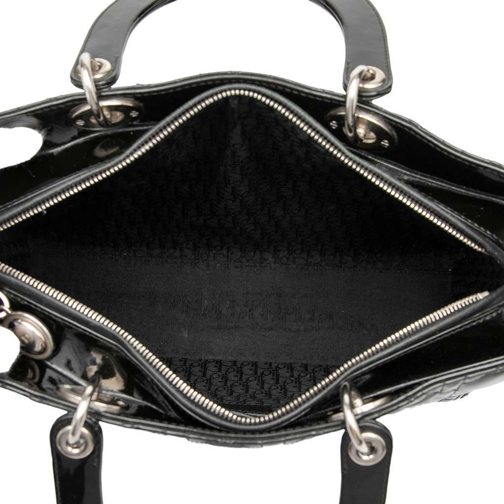 Dior Large Patent Cannage Lady Dior Black Leather Very good - Model View
