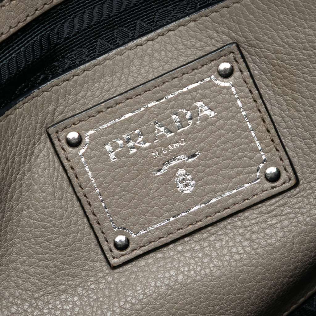 Prada Vitello Daino Zip Top Satchel Grey Leather Very good condition - Box View