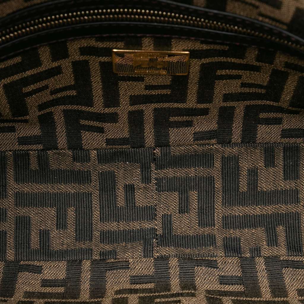Fendi Medium Zucca Canvas Fluo Trim Baguette Satchel Brown Canvas Very good condition - Model View