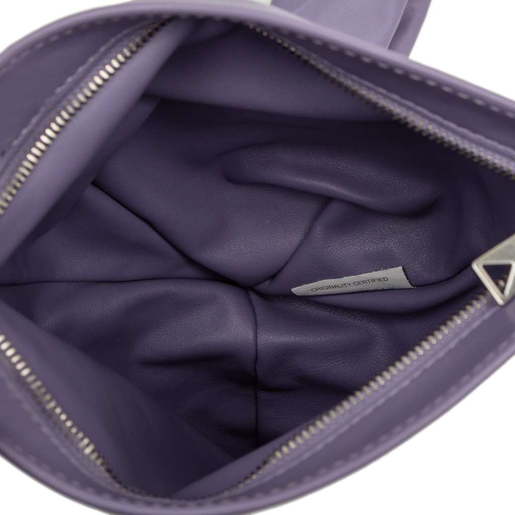 Bottega Veneta Mini Calfskin BV Twist Bag Purple Leather Very good - Model View
