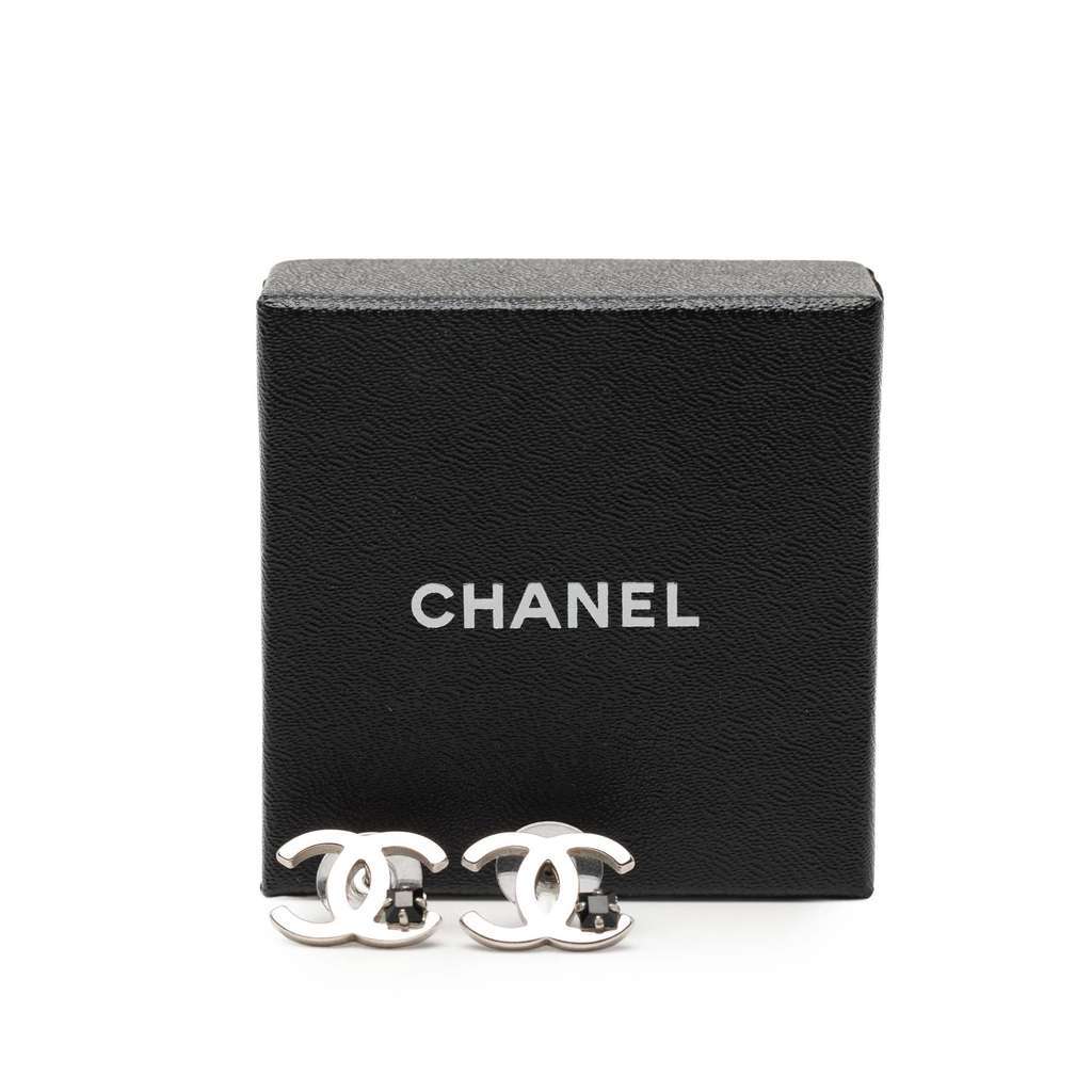 Chanel Silver Plated CC Rhinestone Push Back Earrings Silver Metal Very good - Model View