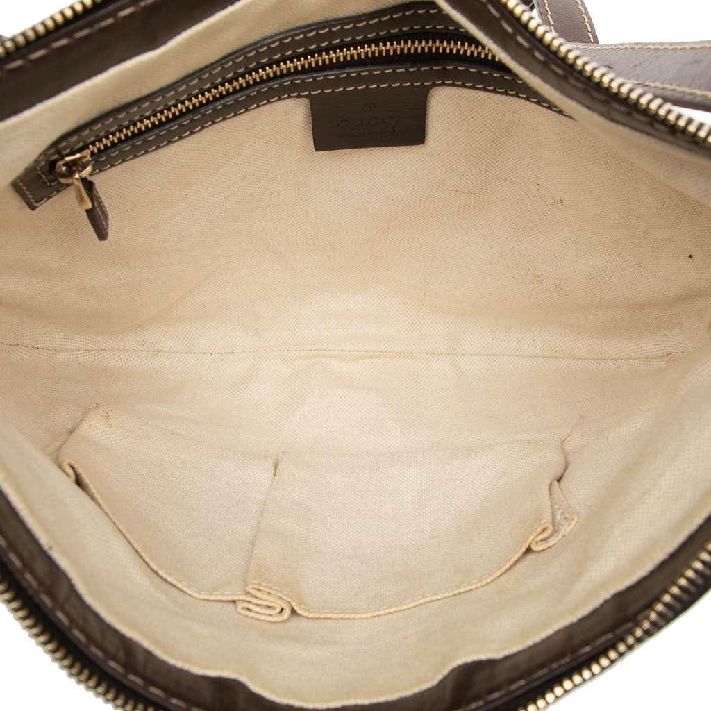 Gucci GG Canvas Lovely Crossbody Brown Canvas Good - Model View