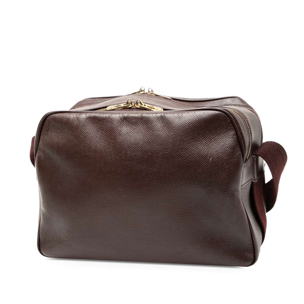 Louis Vuitton Taiga Reporter PM Red Leather Very good - Back View