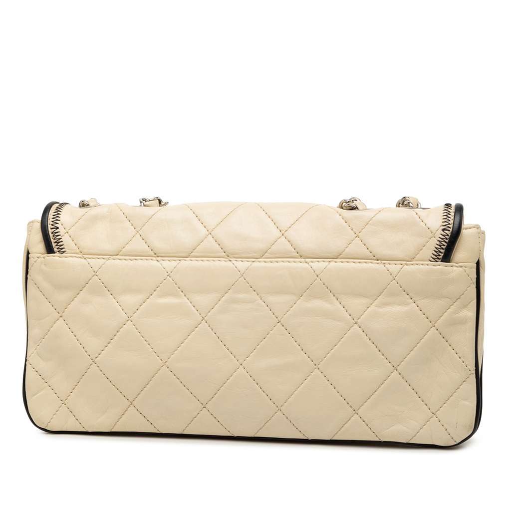 Chanel Reissue 2.55 Quilted Aged Lambskin East/West Flap Brown Leather Very good condition - Back View