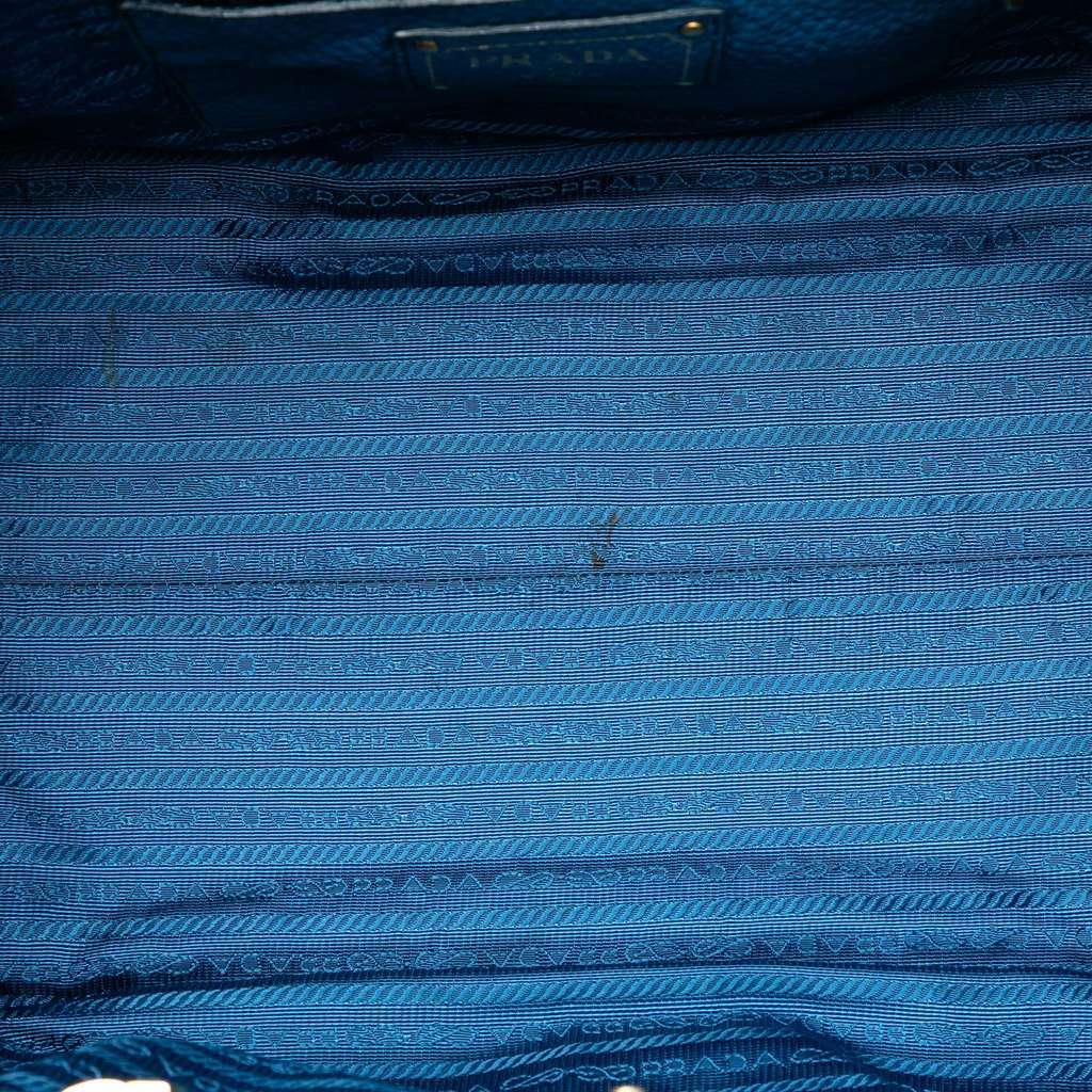 Prada Vitello Daino Front Pocket Open Convertible Tote Blue Leather Very good condition - Model View