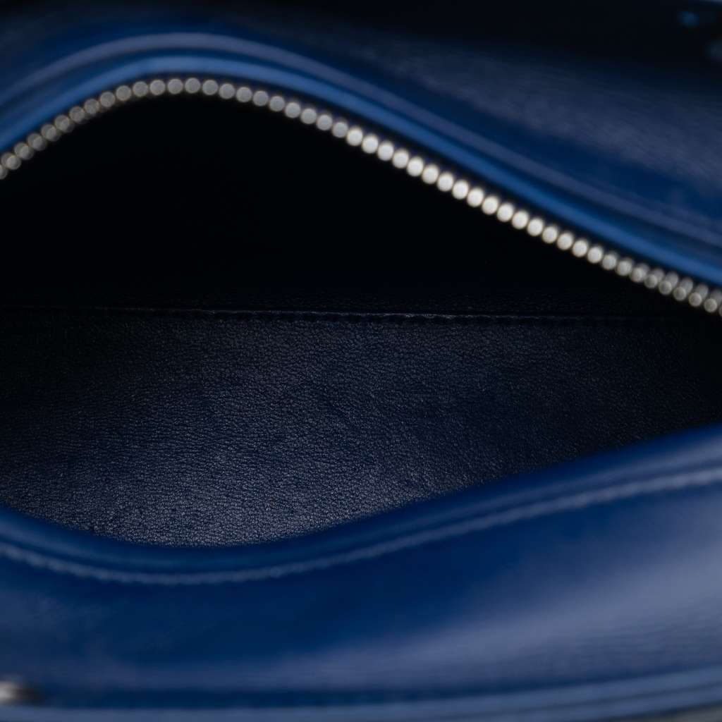 Dior Medium Ultra Matte Calfskin Cannage Embossed Lady Dior Blue Leather Very good - Model View