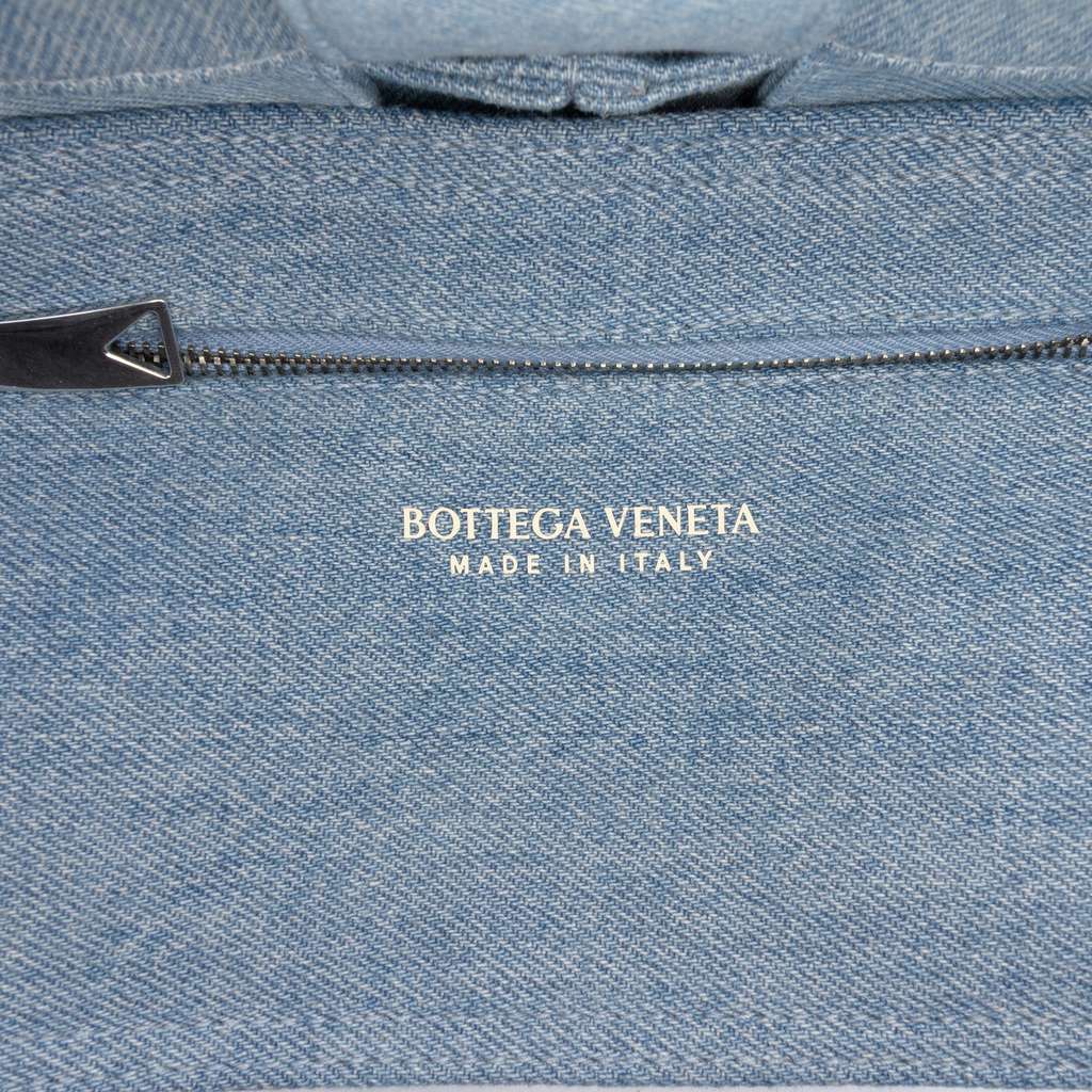 Bottega Veneta Denim Intrecciato Cassette Crossbody Blue Denim Very good condition - Box View