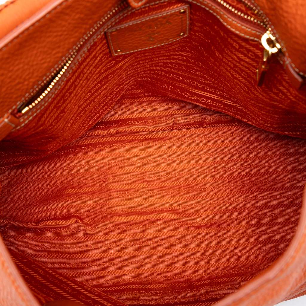 Prada Vitello Daino Hobo Orange Leather Very good condition - Model View