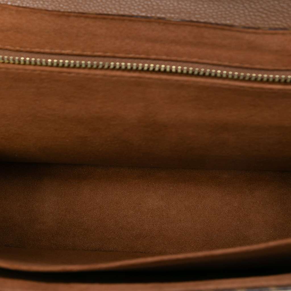 Louis Vuitton Monogram Eden MM Brown Very good - Model View