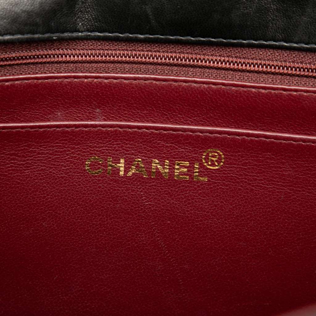 Chanel Jumbo XL Classic Lambskin Single Flap Black Leather Very good condition - Box View