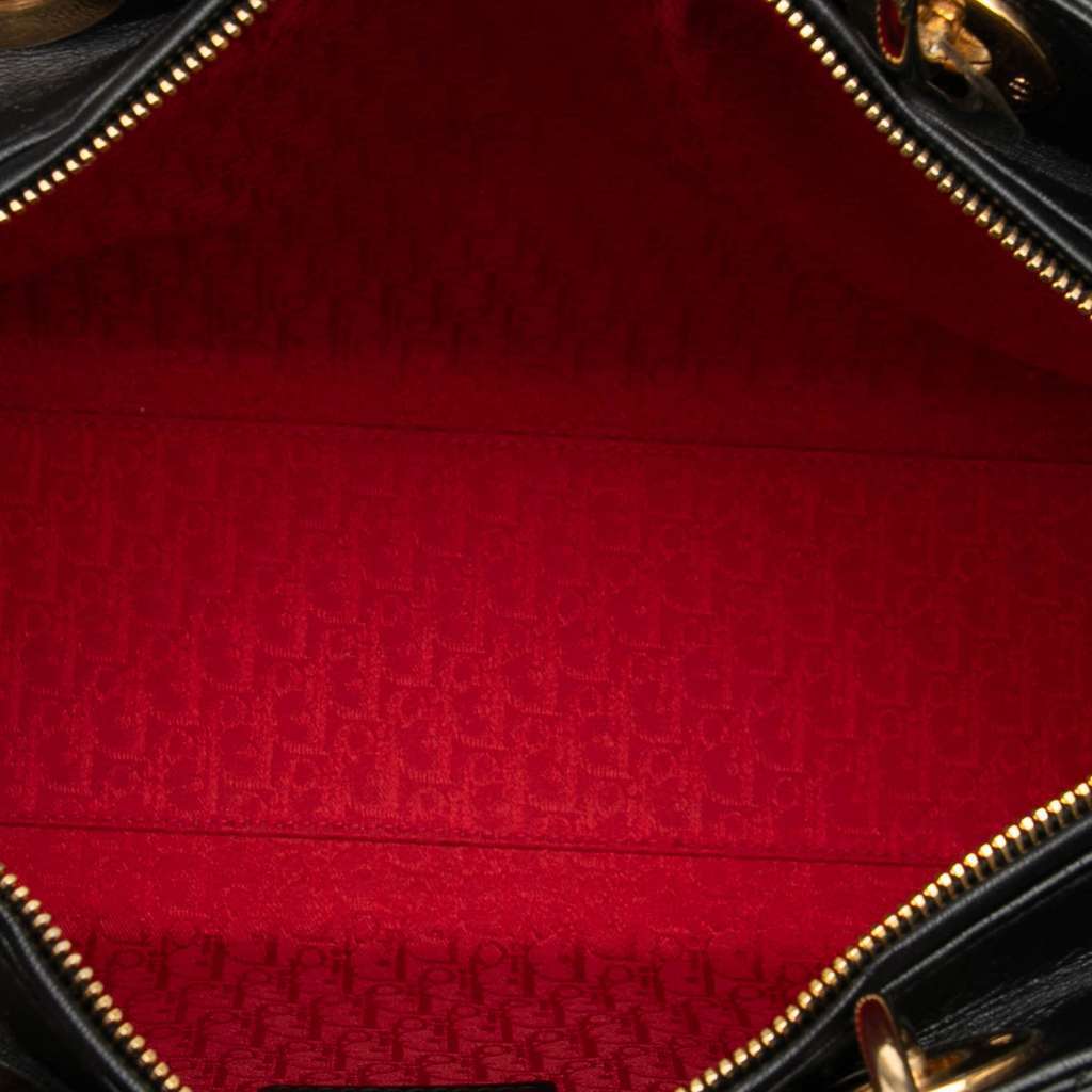 Dior Large Lambskin Cannage Lady Dior Black Leather Very good - Model View