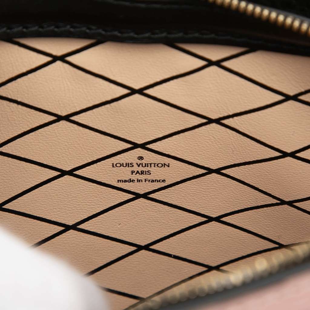 Louis Vuitton Epi Trunk Clutch Pink Leather Very good - Box View