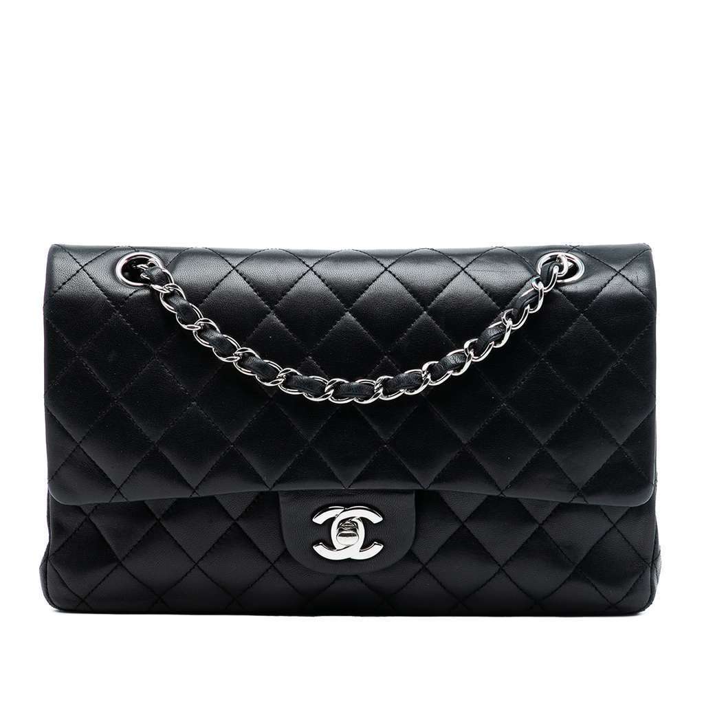 Chanel Medium Classic Lambskin Double Flap Black Leather Good condition - Front View