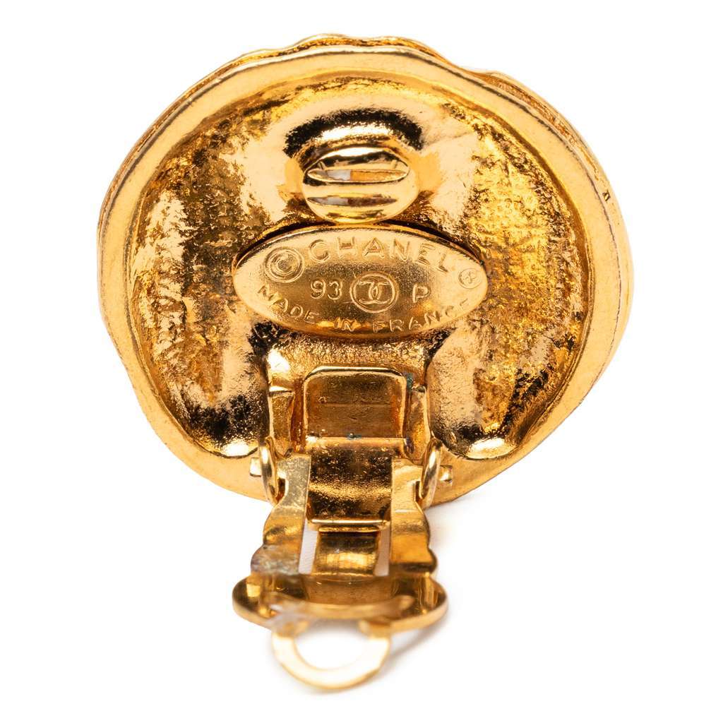 Chanel CC Gold Plated Round Clip On Earrings Gold Metal Very good - Inside View