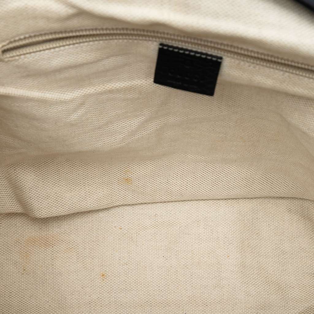 Gucci Leather Web Messenger Bag Black Leather Very good condition - Model View