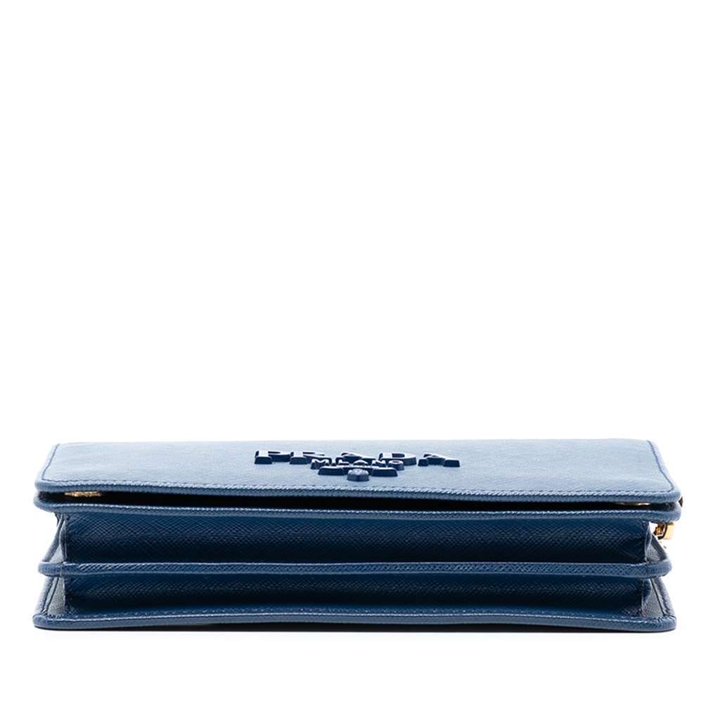 Prada Saffiano Lux Monochrome Wallet on Chain Blue Leather Very good condition - Inside View
