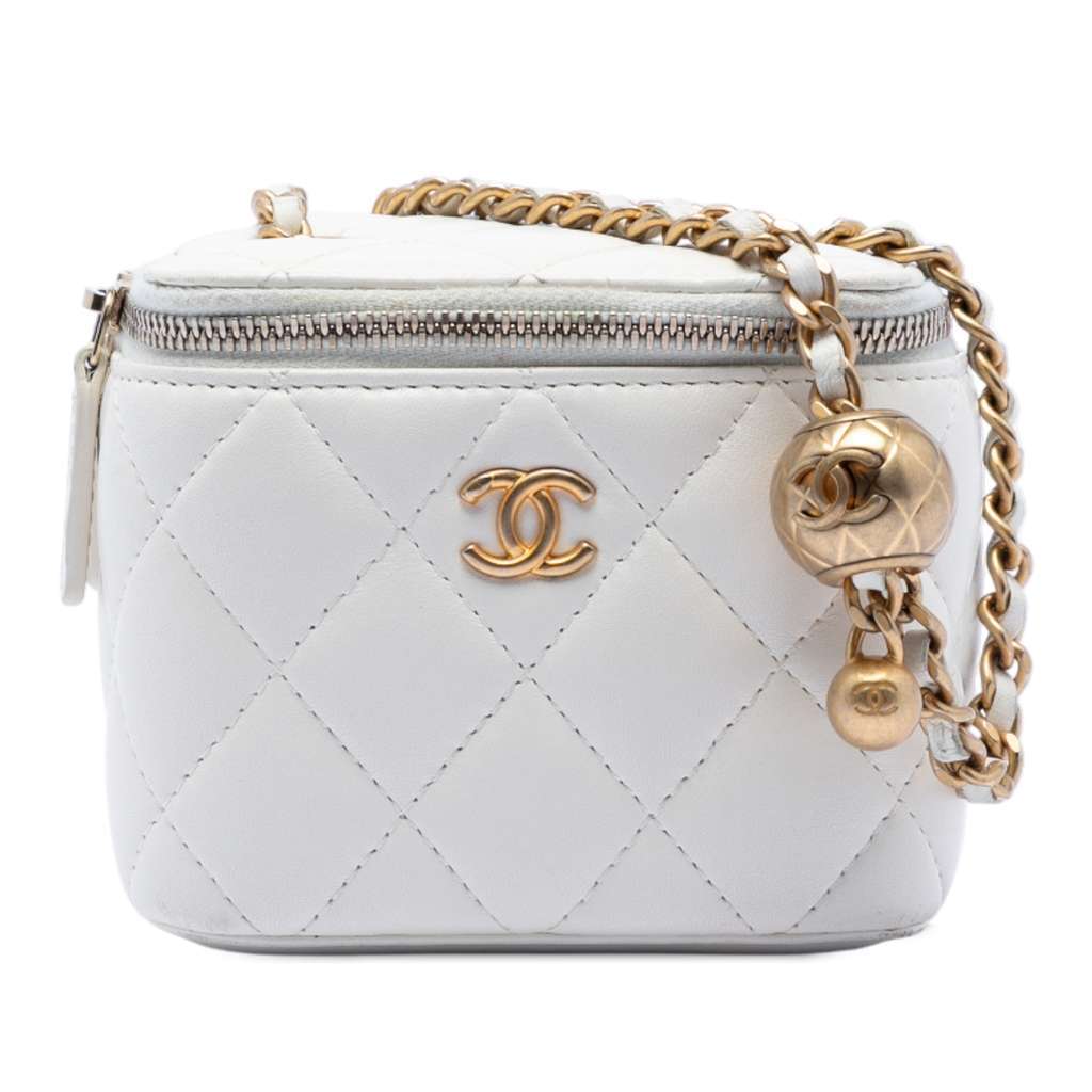 Chanel Mini Quilted Lambskin Pearl Crush Vanity Case With Chain White Leather Very good condition - Front View