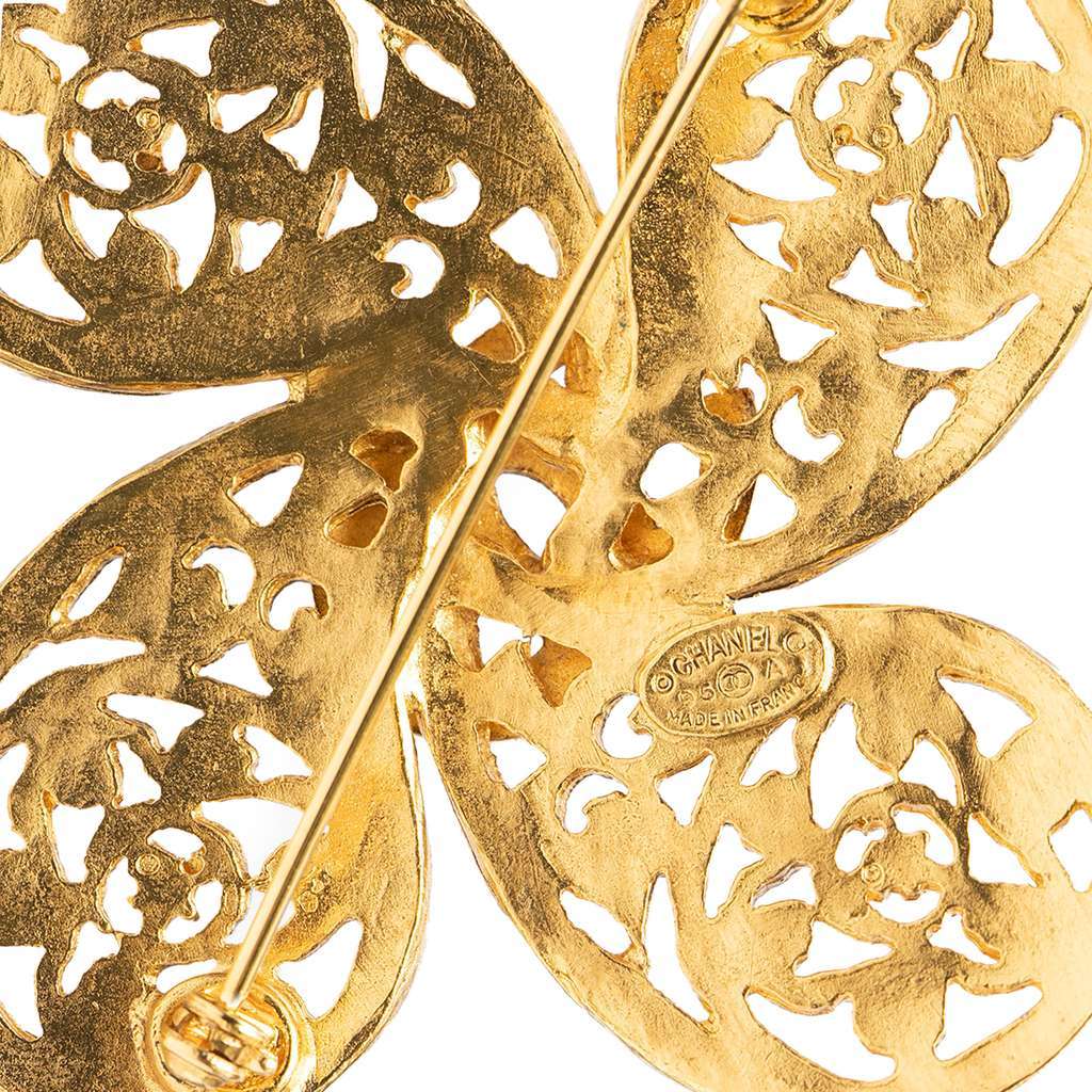 Chanel Gold Plated CC Fretwork Clover Brooch Gold Metal Very good - Inside View