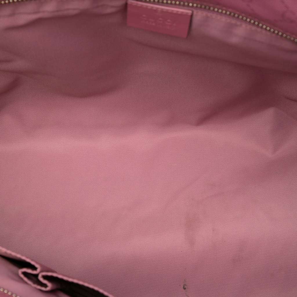 Gucci Medium GG Imprime Tote Pink Canvas Very good condition - Model View