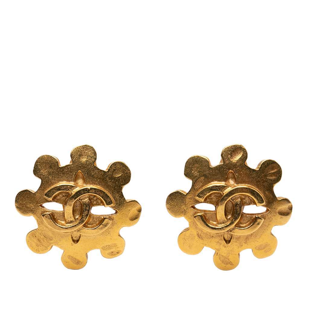Chanel CC Gold Plated Flower Clip On Earrings Gold Metal Very good condition - Front View
