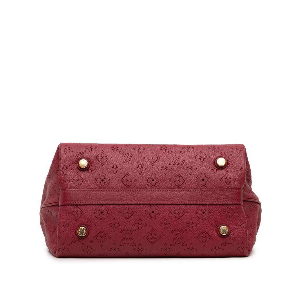 Louis Vuitton Monogram Mahina Cirrus PM Red Leather Very good condition - Inside View