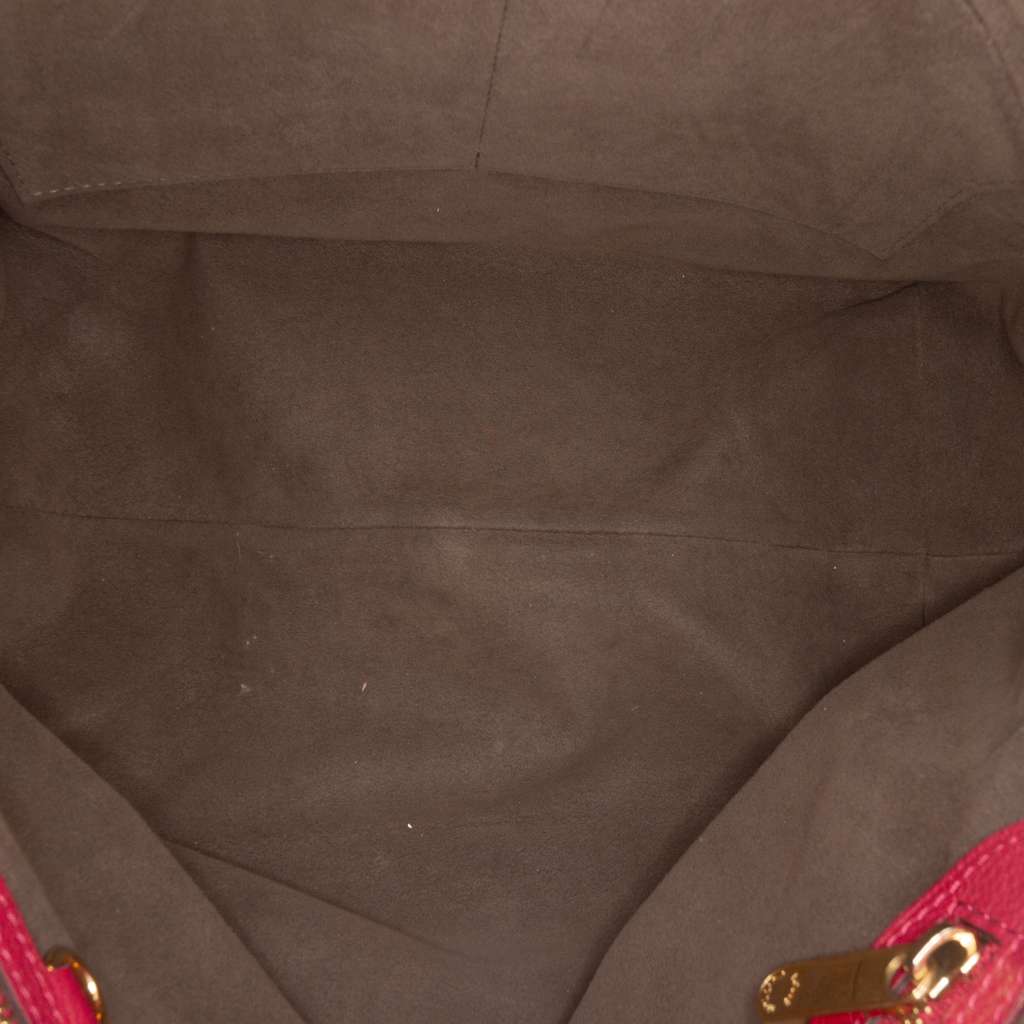 Louis Vuitton Monogram Mahina Cirrus PM Red Leather Very good condition - Model View